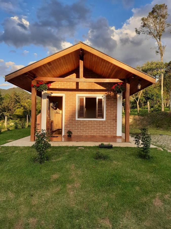 Encanto Das Rosas Santo Antônio do Pinhal Εξωτερικό φωτογραφία