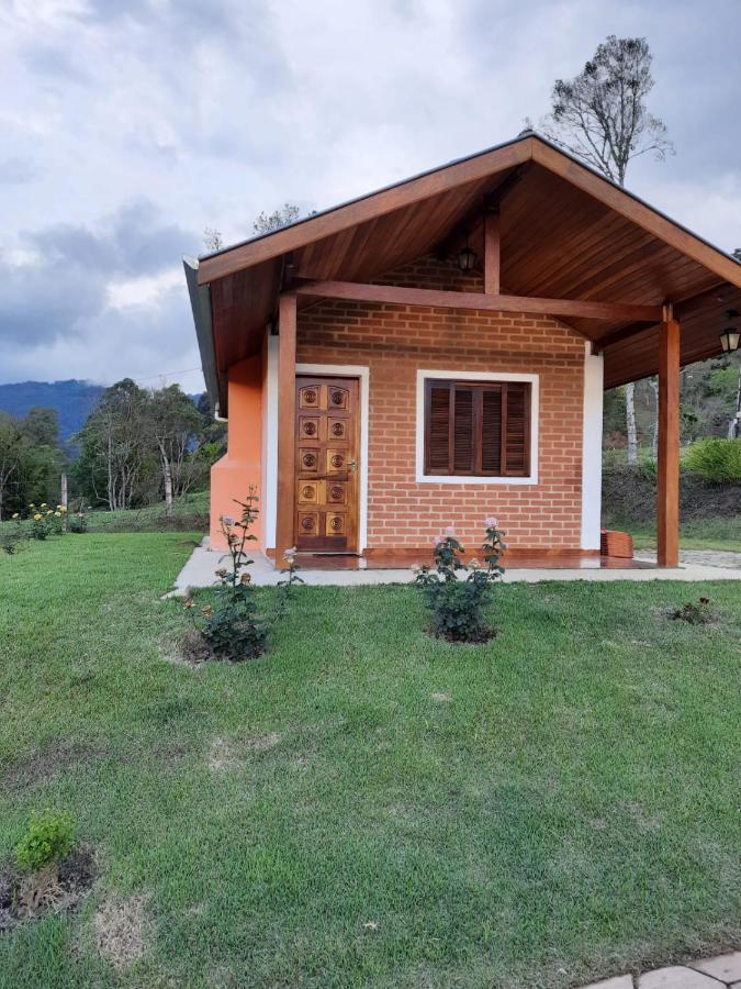 Encanto Das Rosas Santo Antônio do Pinhal Εξωτερικό φωτογραφία